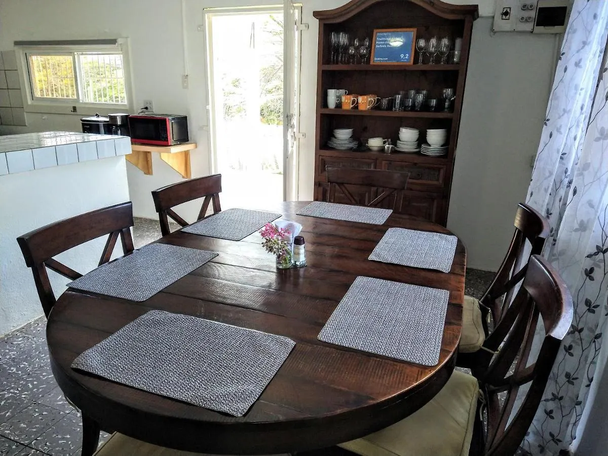 Traditional Aruban Home Close To Surfside Beach Oranjestad Aruba